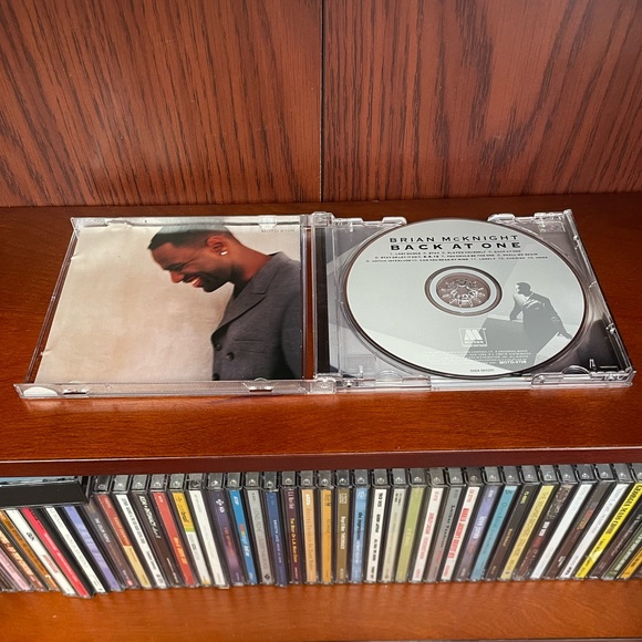Brian McKnight’s CD “Back At One” is his 5th Studio Album, Released Sept, 1999 - Picture 4 of 5